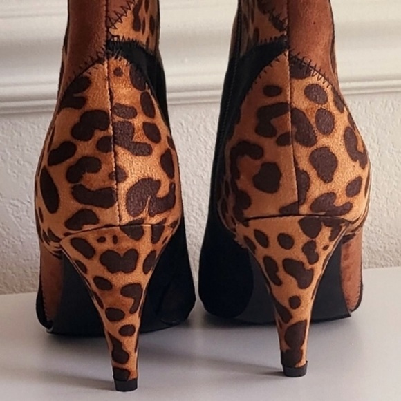 Comfort Black Brown Animal Patchwork Print Ankle Pointed Toe Bootie Boots New - Picture 8 of 10
